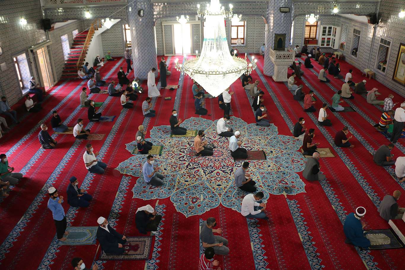 Ramazan ayının ikinci cuma namazı kılındı